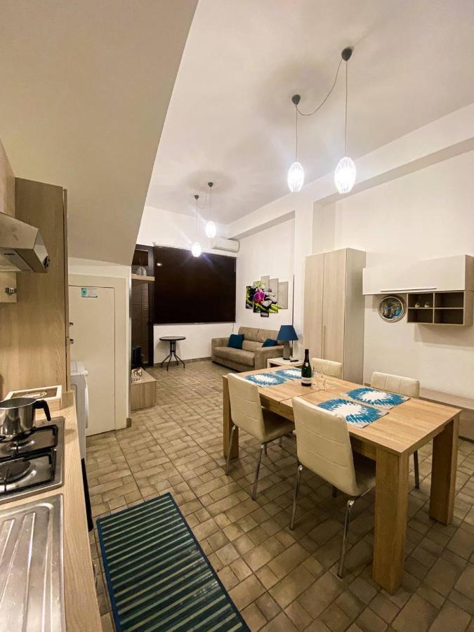 Naxos Apartments Giardini Naxos Kültér fotó